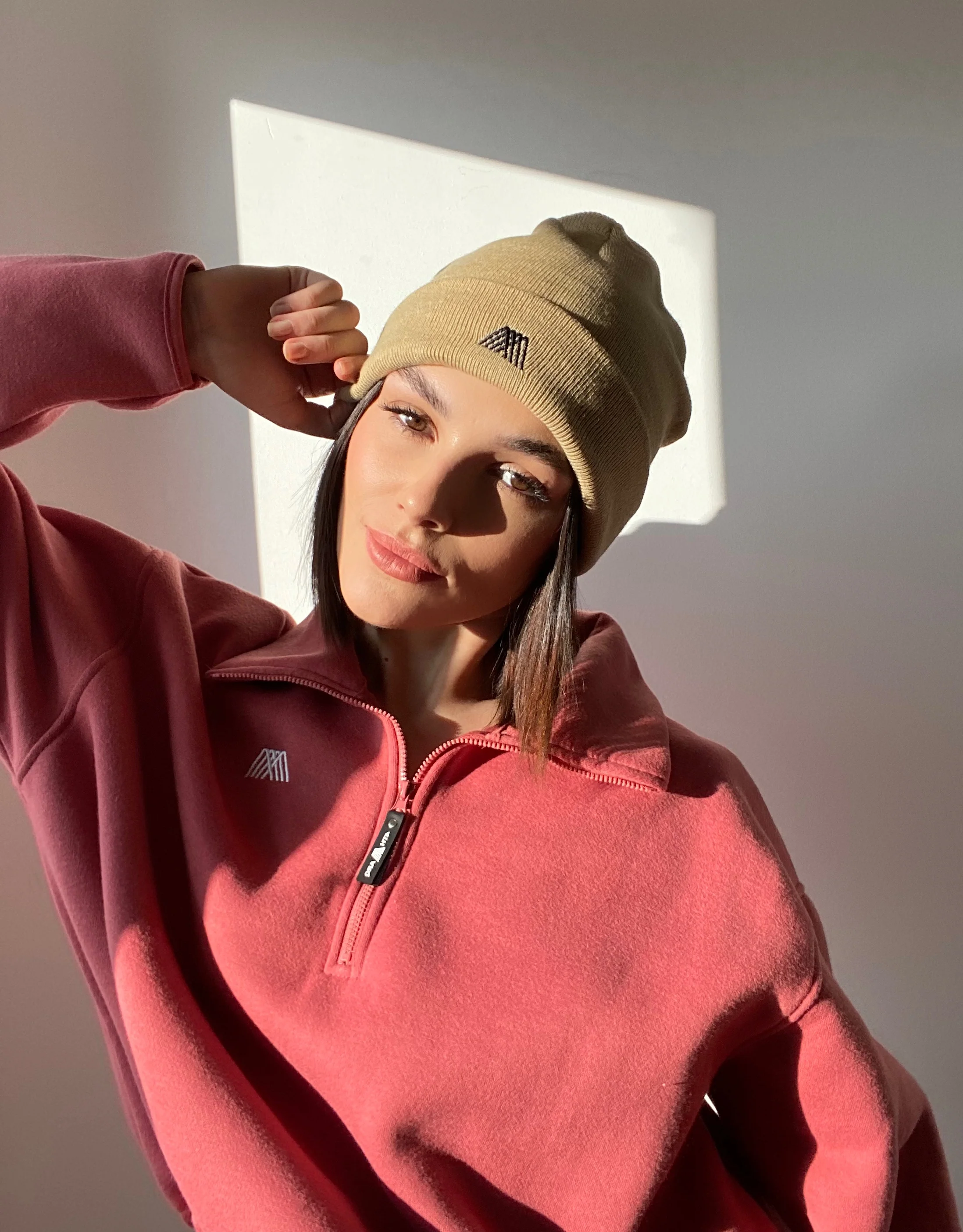 HARPER Beanie Camel - Image 3