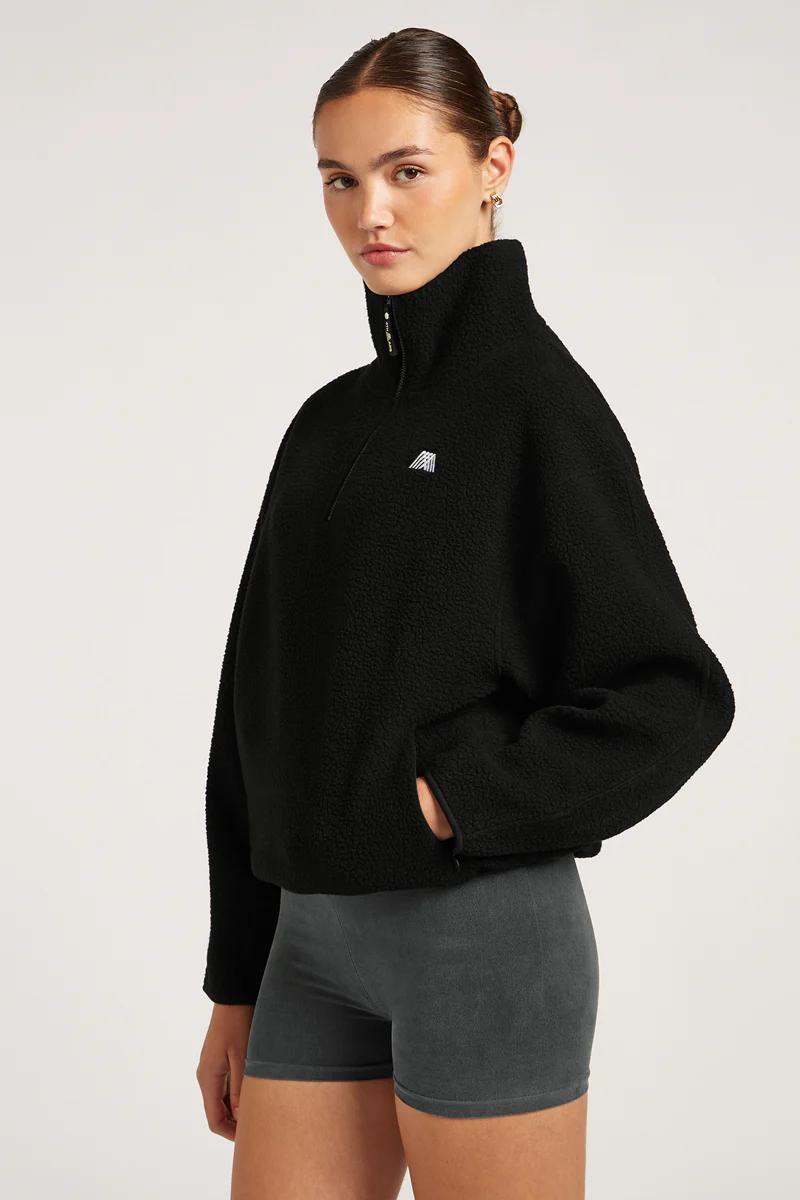 ALIX Half-Zip Black - Image 5