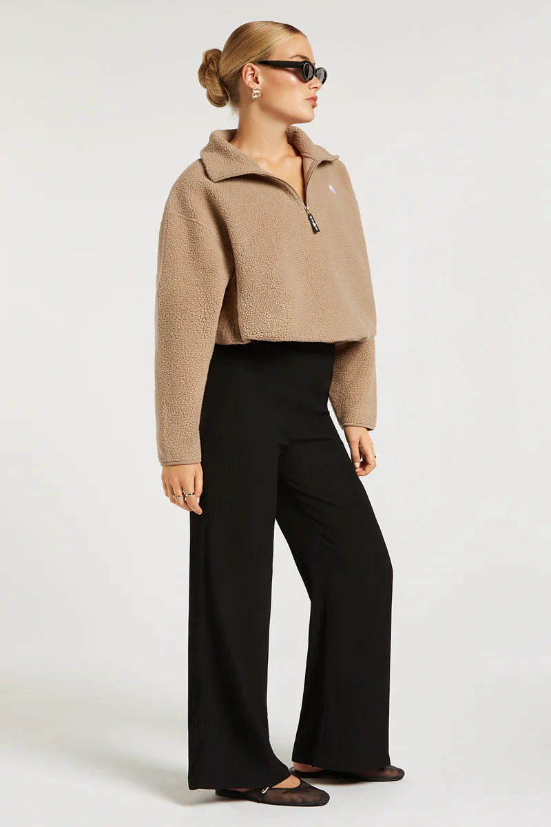 PHOENIX Half-Zip Croissant - Image 4