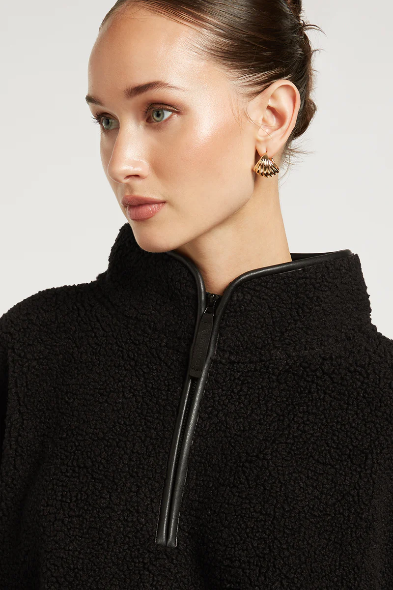 SLOANE Borg Half-Zip Black - Image 5